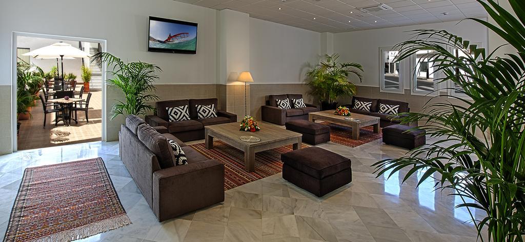 Hostal Tarifa -Recepcion Abierta Las 24H- 외부 사진